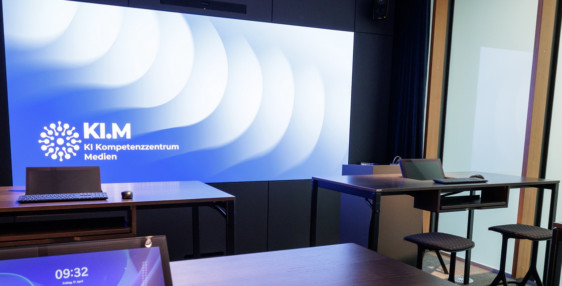 KI-Studio bei der BLM