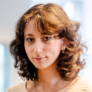 CV Apl.-Prof. Dr. Julia Brailovskaia CV Apl.-Prof. Dr. Julia Brailovskaia