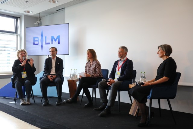 Bild Nachhaltigkeitspakt Medientage München 2022 Bild Nachhaltigkeitspakt Medientage München 2022