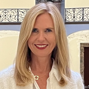 Dr. Sabine Gramm