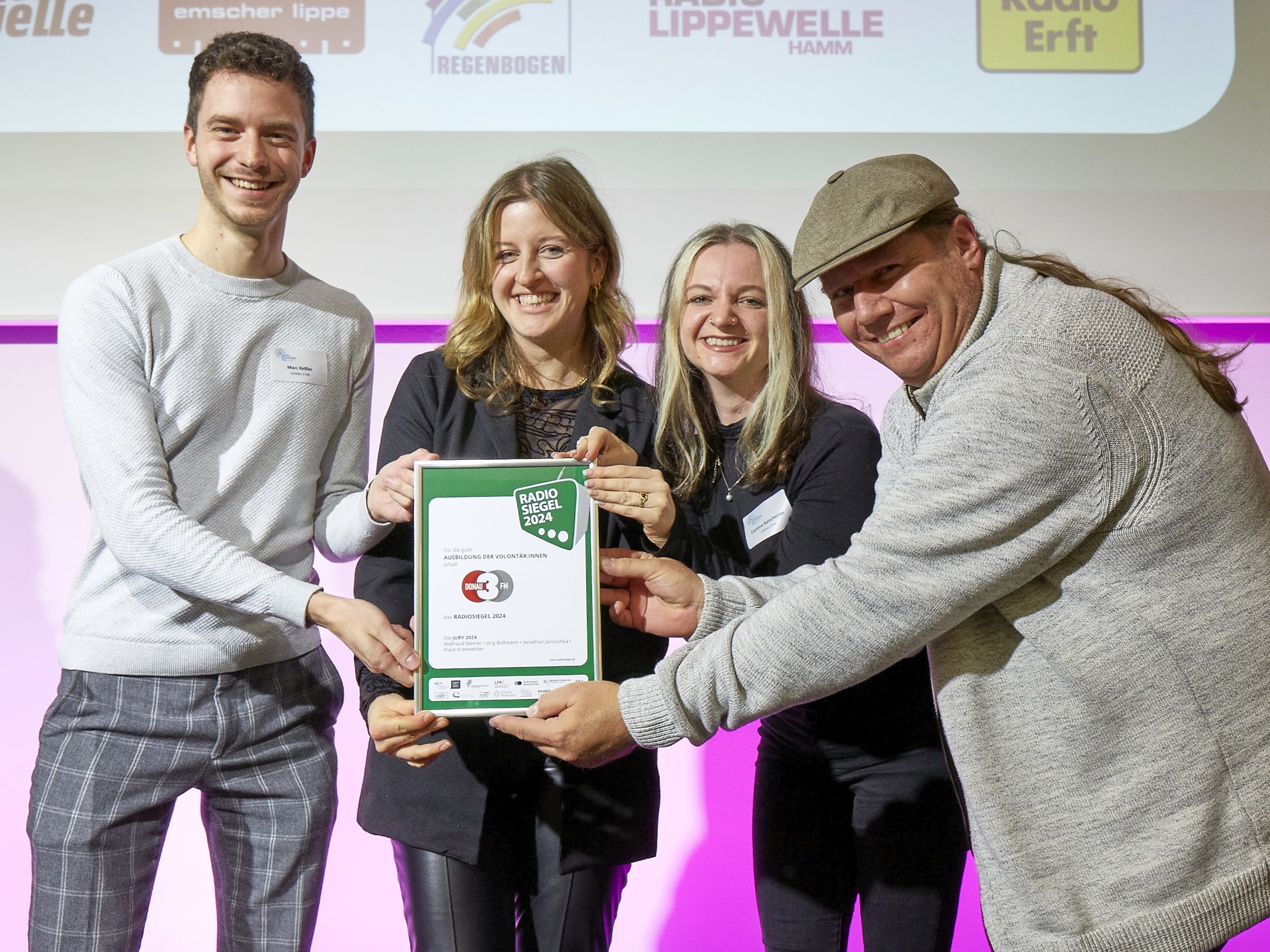 (v.l.n.r.): Marc Keßler, Jana Vaas, Corinna Batscheider und Roland Eberhardt