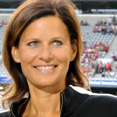 Katrin Mueller-Hohenstein, Mitglied der Jury des BLM-Hörfunk-und Lokalfernsehpreis
